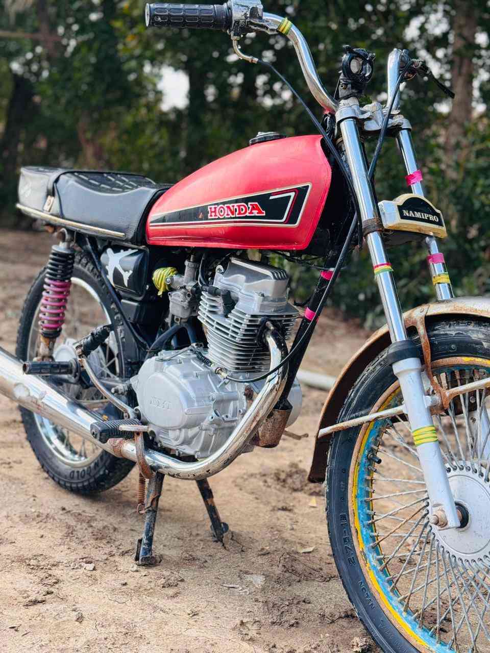 دراجه 2024 نامه اصلي
محرك 24 ما مفتوح بس بيها خيط تبخير 
سعرها 300 والمو شراي لا يتعبني 
مكاني ناصريه سيد دخيل 
رقمي ***********
