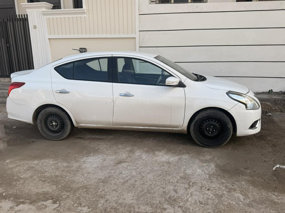 نيسان صني هندي رقم اربيل سياره وكله باسمي موديل 2023 
سياره  سعرها 120 وبيه مجال حك الجيه مكفوله كفاله عامه مكانهه بغداد حي النصر تواصل واتساب ***********
