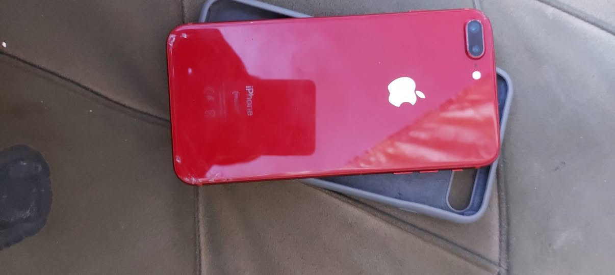 سلام عليكم عندي ايفون 8بلس الذاكرة 256 البطارية 73 الضهر مفطور الجهاز مامفتوح البيع او مراوس السعر 120 المكان بغداد تقاطع العامرية


**إذا كنت صاحب هذا الإعلان وتريد حذفه لأي سبب، رجاءا أرسل رسالة إلى الدعم الفني**