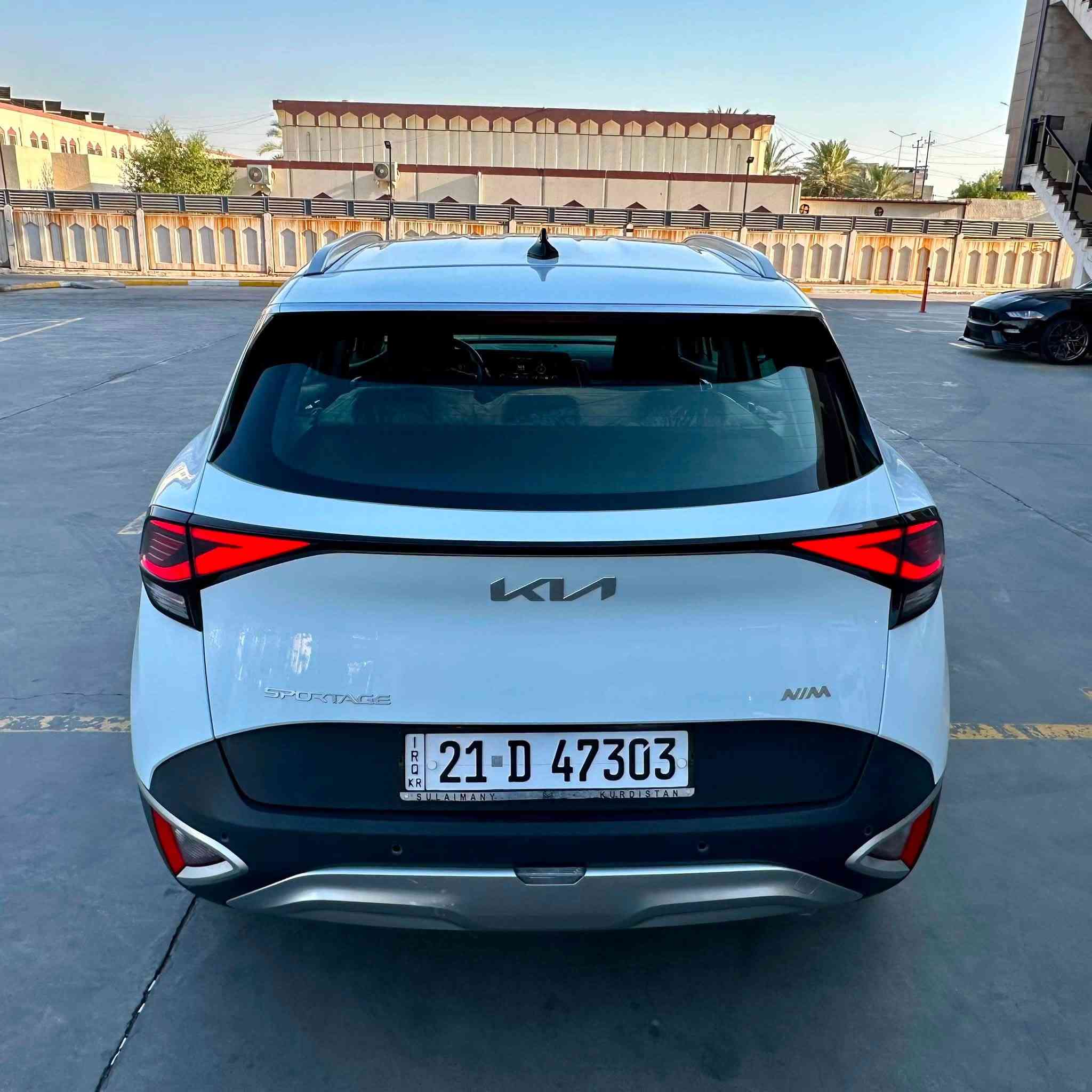 KIA SPORTAGE(ضمان شركة NIM)
سنة الصنع :-2024
عداد المسافة:-18000 كم حقيقي على ايدي
لوحات التسجيل اربيل باسمي
المواصفات :-
1- بصمة ابواب وصندوق وتشغيل
2-شاشة وكامرا اصلية
3- رادار جانبي مقطة عمياء
4- وبقية المواصفات الاساسية المعروفة
السعر :-20.800$ بيه مجال جدا بسيط
العنوان الكرخ / حي الخضراء
للإستفسار:-***********
