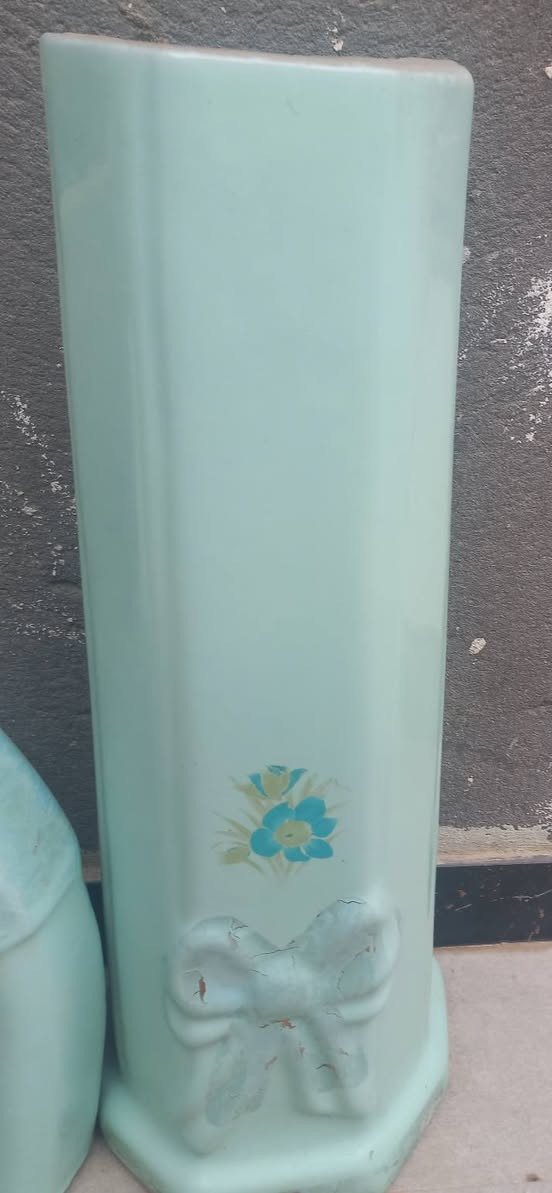 للبيع
مغسلة مستعمله مبيها ضرر ، ب25 وبيها مجال


**إذا كنت صاحب هذا الإعلان وتريد حذفه لأي سبب، رجاءا أرسل رسالة إلى الدعم الفني**