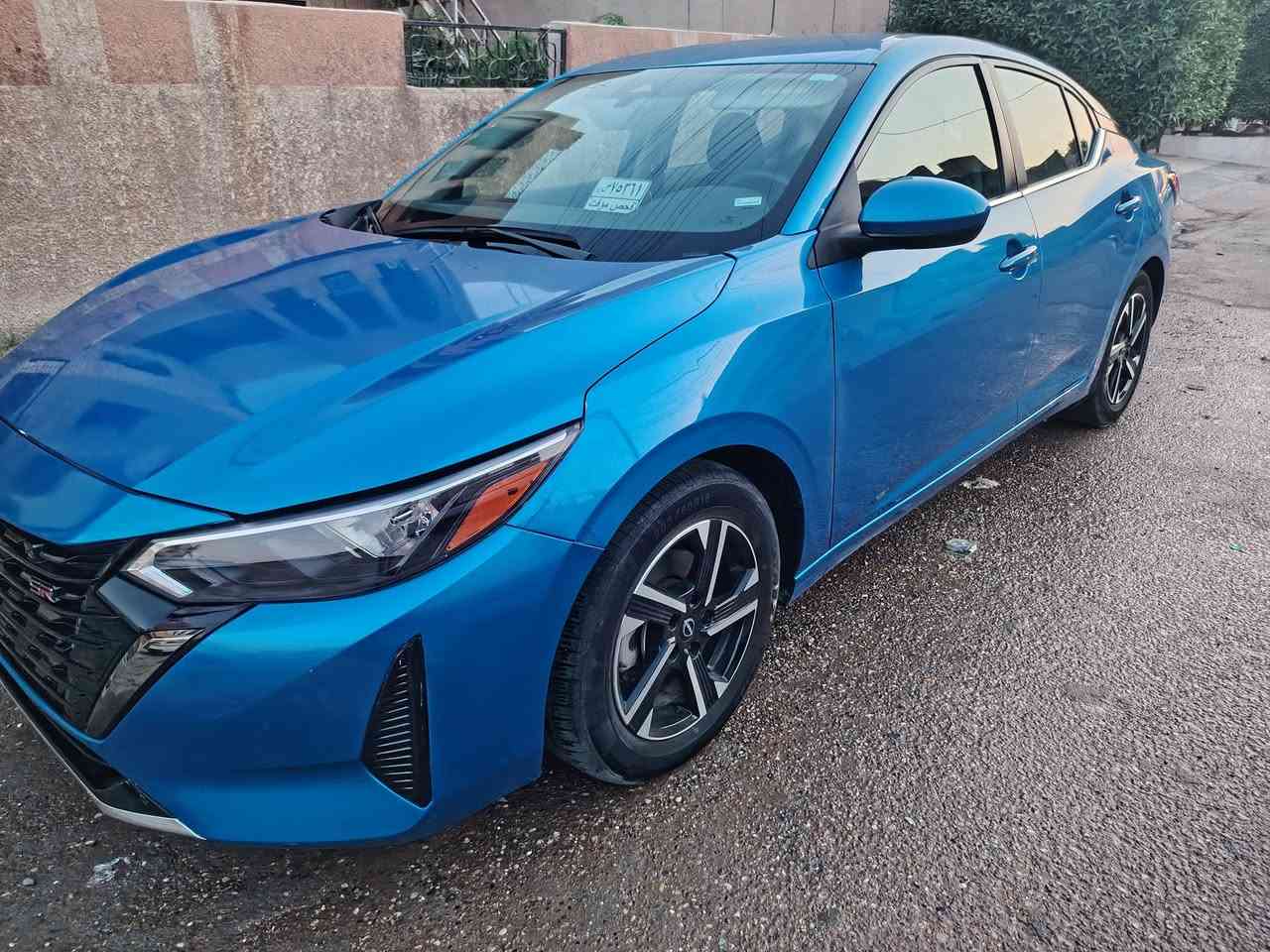 🚘 للبيع | نيسان سنترا SV موديل 2024 🚘
🔹 اللون: بحري (أزرق)
🔹 الموديل: 2024
🔹 الفئة: SV
🔹 ناقل حركة أوتوماتيك CVT
🔹 محرك 2.0 لتر بقوة 149 حصان 🔹 دفع أمامي
🔹 اقتصادية جداً باستهلاك الوقود
🔹 شاشة لمس 8 إنج
🔹 Apple CarPlay و Android Auto
🔹 تشغيل بصمة (Push Start)
🔹 دخول ذكي بدون مفتاح
🔹 مثبت سرعة ذكي
🔹 كاميرا خلفية
🔹 نظام مراقبة النقطة العمياء
🔹 تنبيه الخروج عن المسار
🔹 نظام الفرملة الطارئة الذكي
🔹 مقاعد مريحة بتقنية Zero Gravity 🔹 وسائد هوائية متعددة وأنظمة أمان متطورة.
🔹 رادارات خلفية اوتو بلي 
الضرر الأمريكي : بنيد + دعامية  أمامية . تم التصليح و تبديل الدعاميه الاماميه ب دعاميه SR
📌 السيارة بدون لوحات.
💰 السعر المطلوب: 12,700 دولار أمريكي.
للاستفسار والمشاهدة يرجى التواصل على الخاص أو الاتصال على الرقم: *********** 📞 واتس موجود
