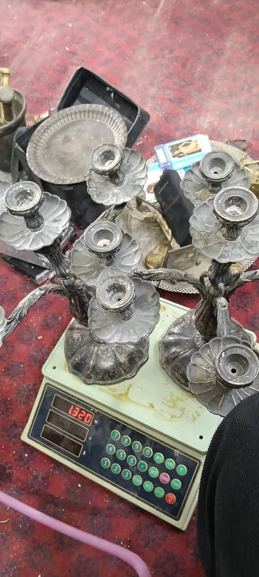 تحف وانتيكات ونوادر توصيل موجود


**إذا كنت صاحب هذا الإعلان وتريد حذفه لأي سبب، رجاءا أرسل رسالة إلى الدعم الفني**