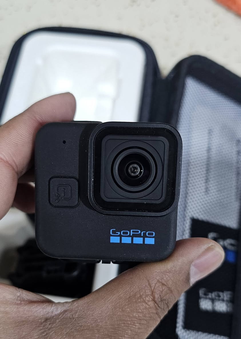 عندي هاي الكامره  طلعت بالامزون. نظيفه كلش شحنتها. مااشتغلت.  خلي عليه سعر معقول.   ابيعها فحم


**إذا كنت صاحب هذا الإعلان وتريد حذفه لأي سبب، رجاءا أرسل رسالة إلى الدعم الفني**