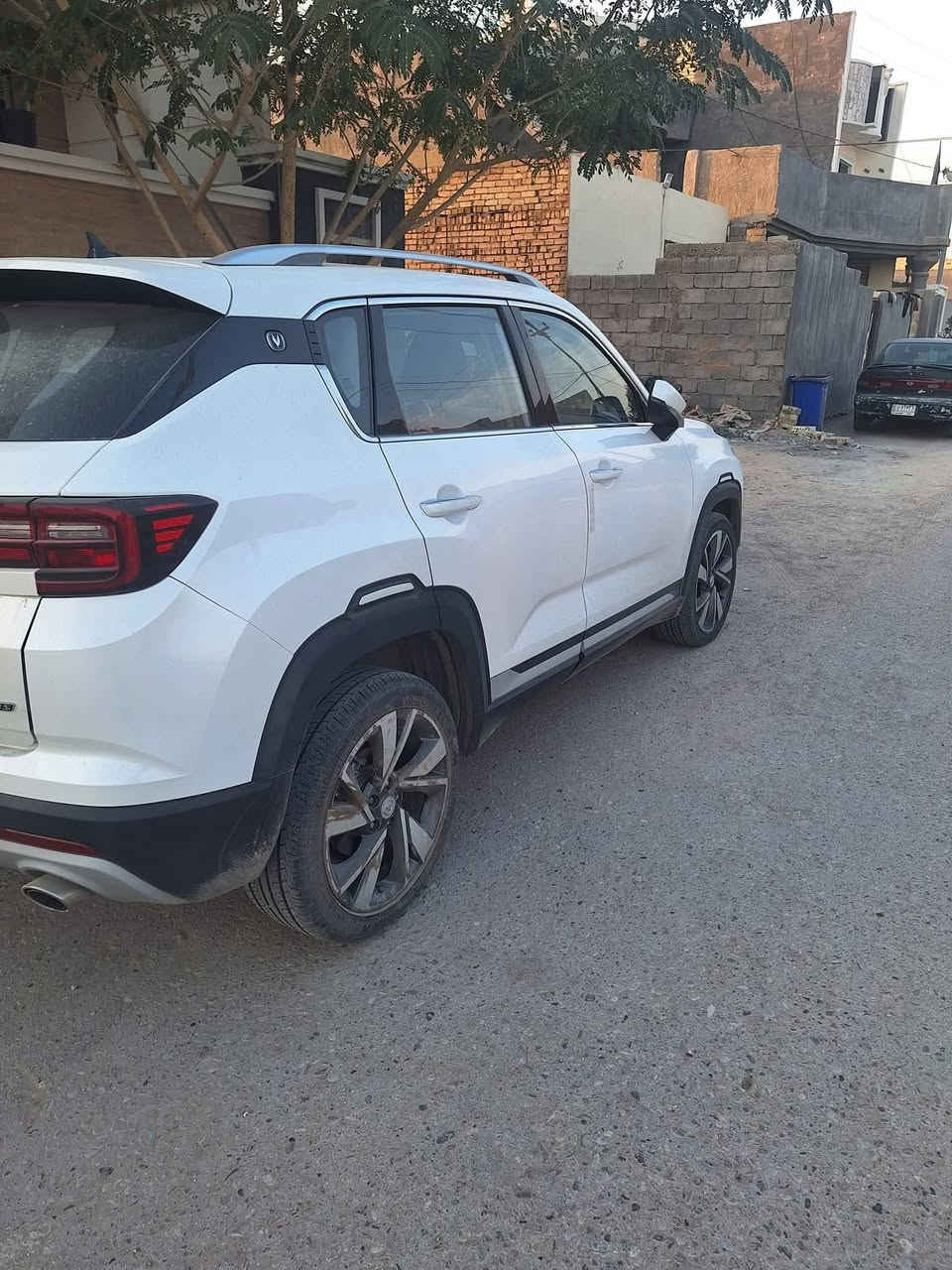 السلام عليكم  
للبيع سيارة شانجان S35 بلس – فول مواصفات

🚘 السيارة بحالة ممتازة
📍 الممشى: 45,000 كم فقط
🛡️ ما زالت ضمن ضمان الشركة
📄 رقم أربيل وباسمي مباشرة
✅ فول مواصفات

للاستفسار والمعاينة يرجى الاتصال على:

📞 ***********

السعر: يُذكر عند الاتصال.
