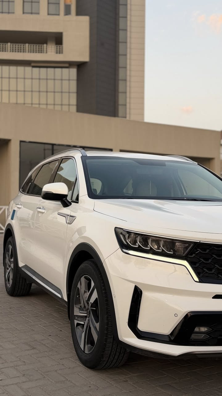 السلام عليكم كيا سورنتو موديل 2021 خليجي 6 سلندر رقم اربيل تحويل او وكاله مواصفات بصمه تشغيل بصمه ابواب صندوق خلفي كهرباء حساس امامي خلفي تشغيل عن بعد كير ماوس كفاله ضربه وتبديل وصبغ وبارد ماشيه 60KM جديده السياره. 
العنوان: بصره 
رقم الموبايل:***********
