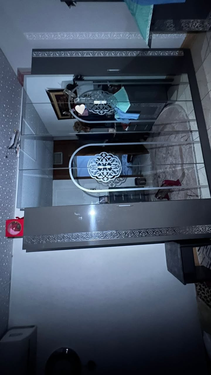 مرحبا غرفة نوم للبيع موديل 2023 جديده ونظيفه مابيها اي ضرر وياها مراية عاموديه ودوشك هديه شراي خاص


**إذا كنت صاحب هذا الإعلان وتريد حذفه لأي سبب، رجاءا أرسل رسالة إلى الدعم الفني**