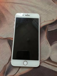 ايفون ٧ بلس • ١٢٨ • مغير شاشة وبطارية