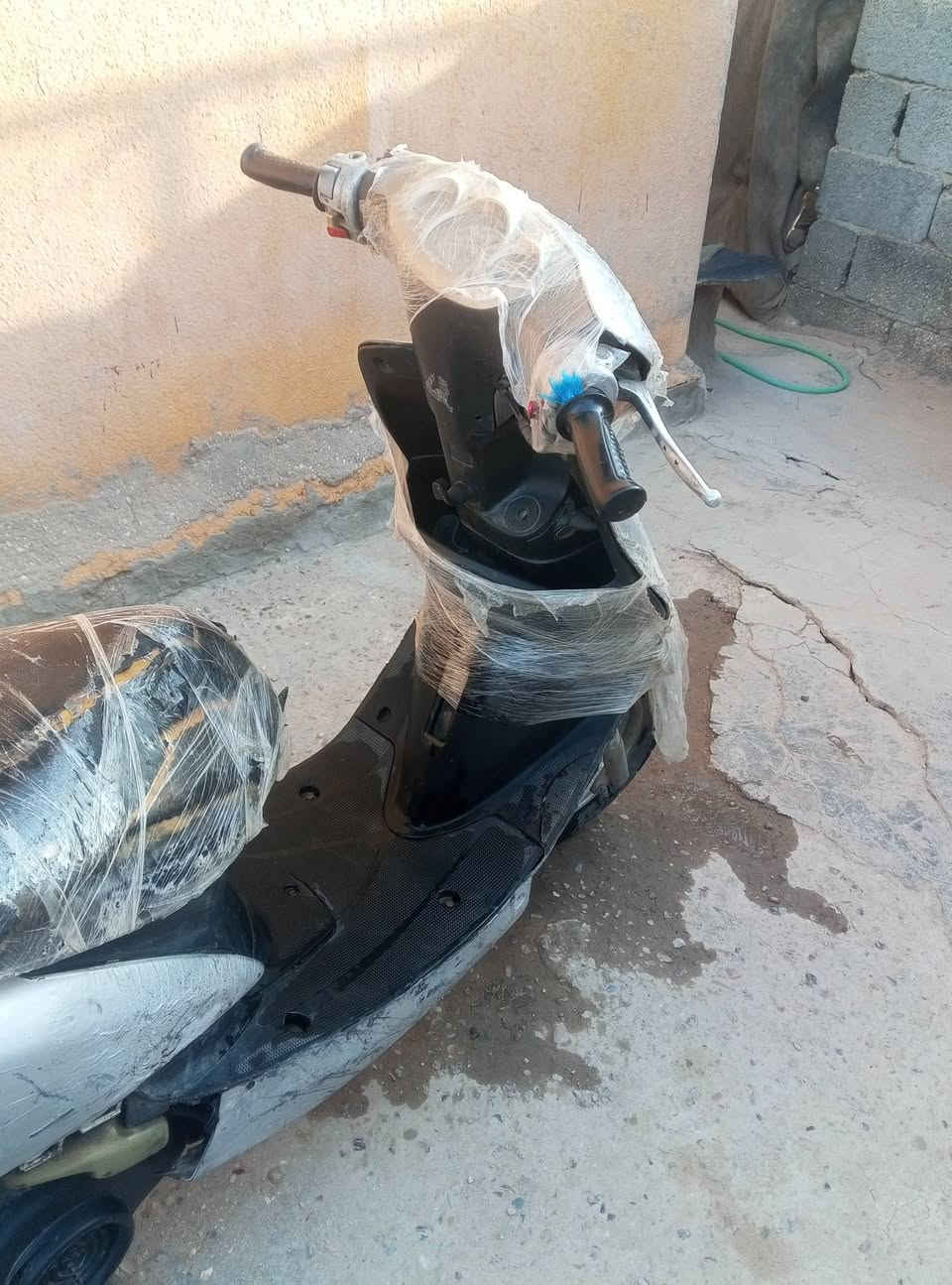 دراجه للبيع
ياباني السعر 225 وبيه مجال لطيبين


**إذا كنت صاحب هذا الإعلان وتريد حذفه لأي سبب، رجاءا أرسل رسالة إلى الدعم الفني**
