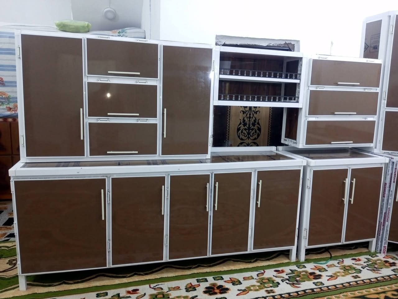 يا رزاق للبيع السعر 925 أخو الجديد تسكام فرته كله ست أمتار أو نص بس السنك مرمر الشراي يراسني خاص ادزله الفيديو والعنوان ***********
