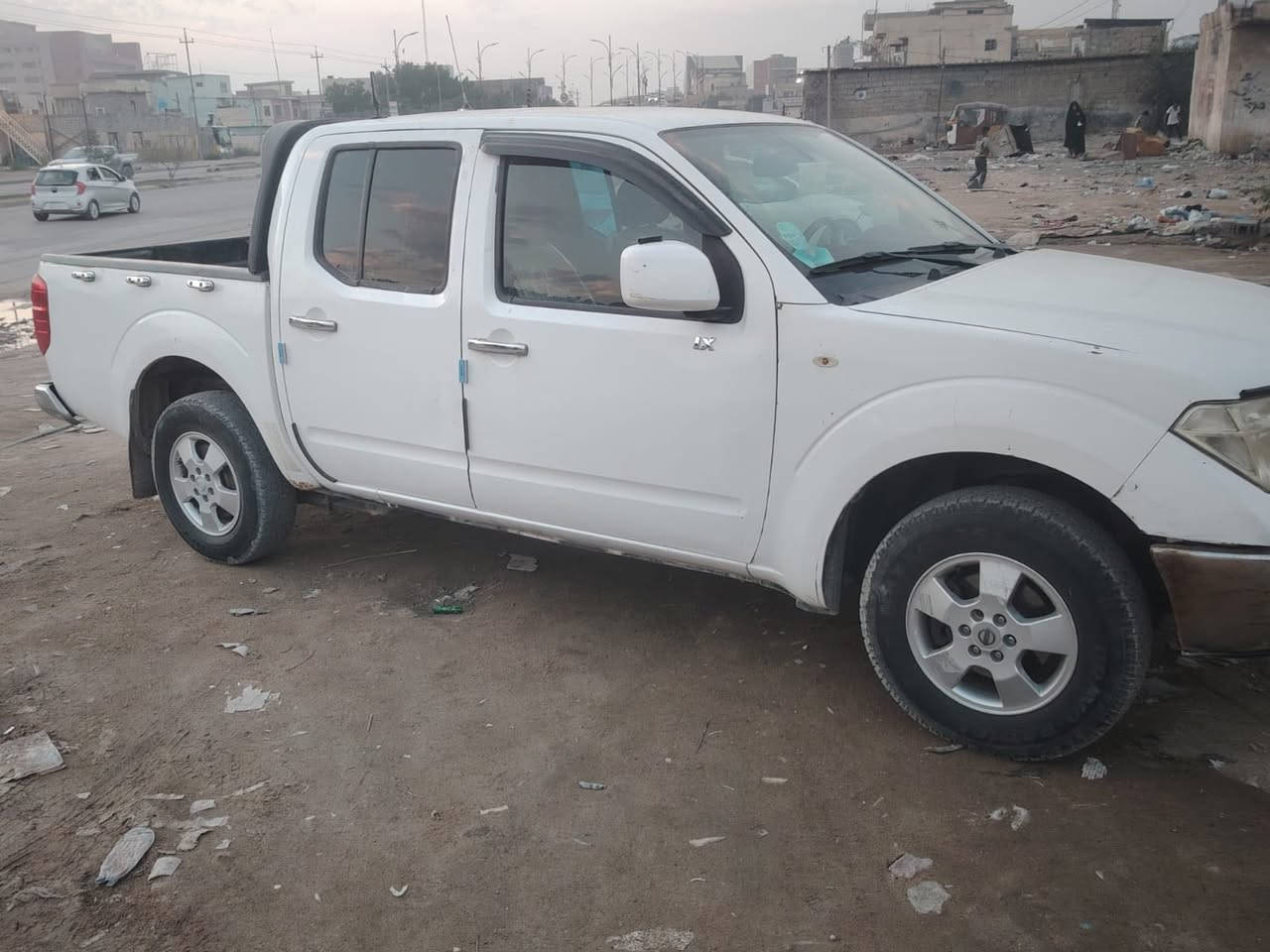 سلام عليكم بيكم نيفاره موديل 2011 مفوله  السياره بيهه مكانات بارد والباقي مكفول تخم تاير محرك ابلا ي مامبدل اوتوماتيك سنويه منتهيه حدادية جديدة مكان البصره السعر ٩٥ اتصال على هذا الرقم ***********
