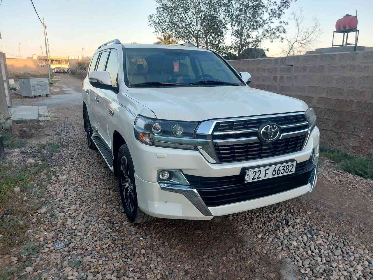 لاندكروز 
موديل 2021
السعر 510
حجم المحرك 6سلندر 
ماشيه105حقيقي
 مكفوله كفاله عامه بيها  رصعتين وشخط مقدار اصبع فقط مكفوله كفاله عامه من الصبغ وتبديل وبارد 
للاستفسار ***********
