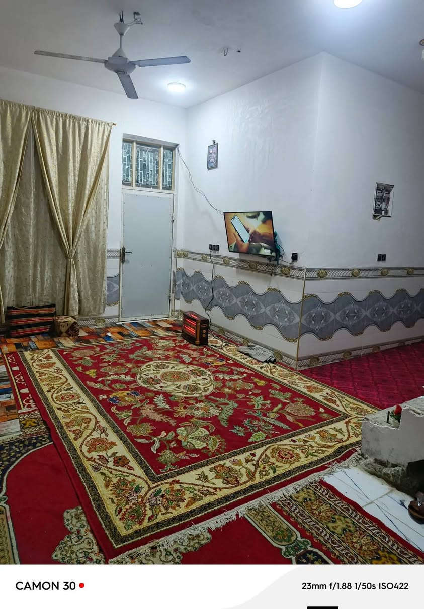 السلام عليكم بيت للبيع في حي الكرامة نهاية شارع العيادة قرب المدارس الصينية السعر ١٤٠ بي مجال للاستفسار
***********
