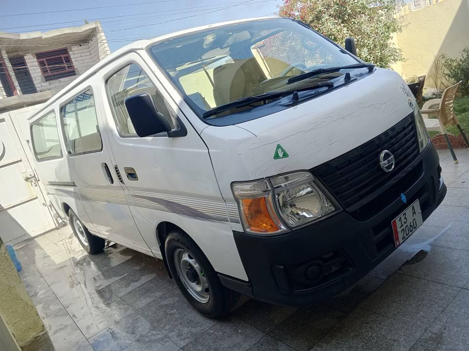 نيسان يورفان 2009للبيع 
السياره خير من الله كير مكينه حداديه تخم تاير.  صدر. 
دوشمه.  كاعيه وتنته كشنات جدد 
كشرها صافي لا بارد ولا شخوط بيها مكانين صبغ 
مكانها بابل الاسكندريه
مصفره سنويه جديده. بحث وصل خط تتحول ابغداد 
 اتصل وتدلل الفلوجة, الأنبار


**إذا كنت صاحب هذا الإعلان وتريد حذفه لأي سبب، رجاءا أرسل رسالة إلى الدعم الفني**