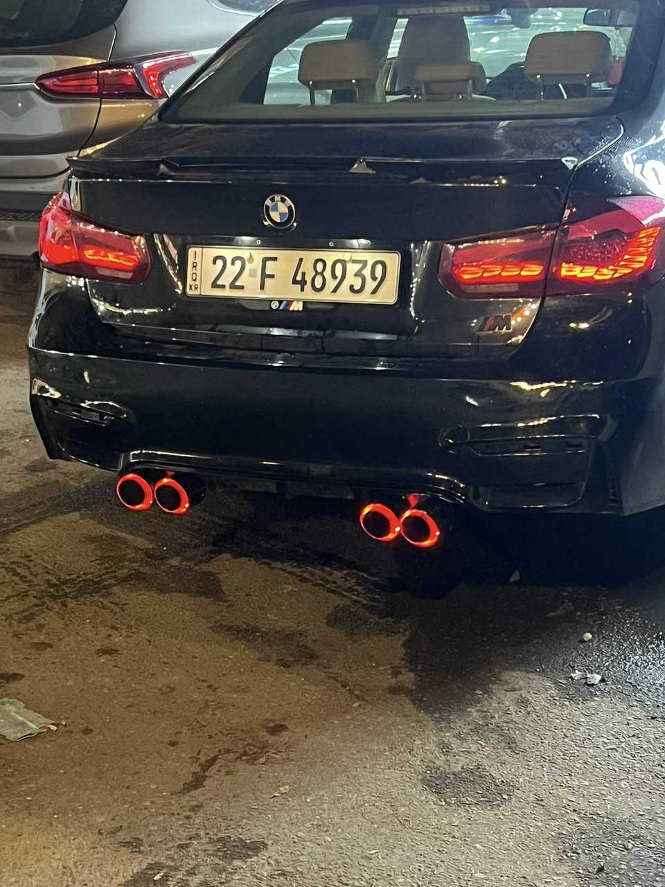 السلام عليكم.  بي ام 320 f30  موديل 16  للبيع   كلش نضيفة كلين  هذا رقمي ***********
