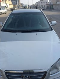 إلنترا ٢٠١٠ • دخول جديد • محرك ومبرد مكفول