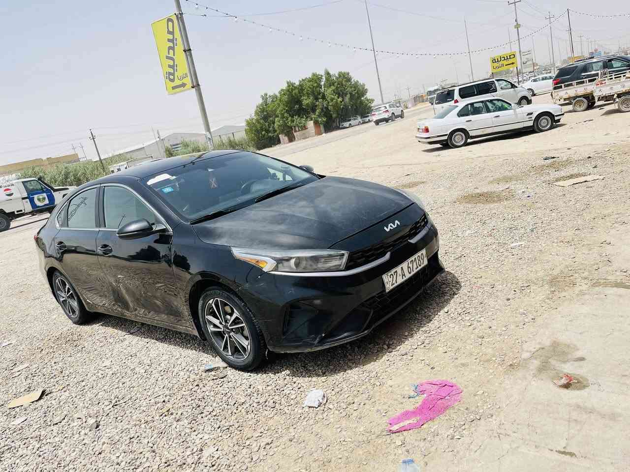 كيه فورتي مديل 22 أمريكي ضربته جاملغ وبنيد مصلحات نفسيتهم وبيه بارد ب الباب مال الصدر رايده مراوس بتكسي دبي 
***********
