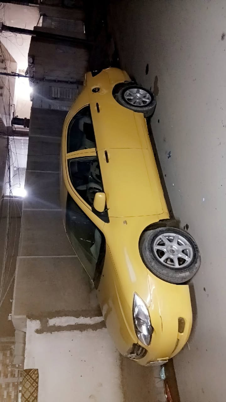 السلام عليكم
سياره بي وايدي f3

موديل 2011

مصفره هيئه غرامات 

كير مكينه جديد 

سنويه لل٢٨ شرط تحويل 

سعر ٤٣ 

السياره مصبوغه عام ضربته صندوك شبر او جاملغ اليمنه
***********
