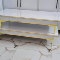 ميز أرضي • تصميم تراثي • متين