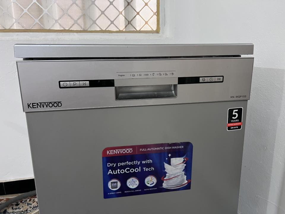 غساله صحون نضافه ١٠٠٪؜  أخت الجديده ب٤٠٠ وبيها مجال


**إذا كنت صاحب هذا الإعلان وتريد حذفه لأي سبب، رجاءا أرسل رسالة إلى الدعم الفني**