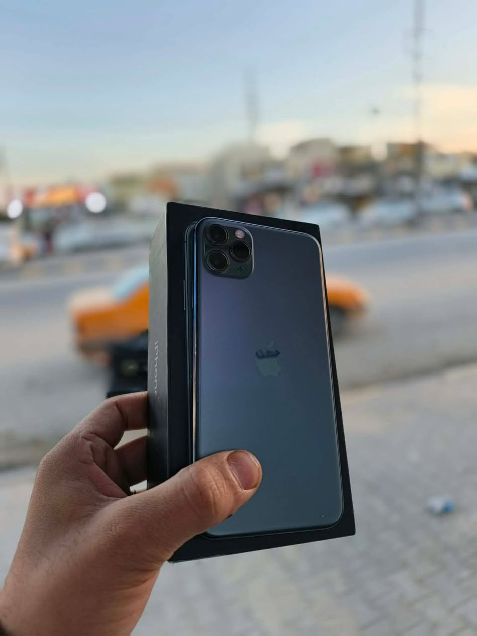 11 برو ماكس
دبل
256
بطاريه 77
دبل
250مو شراي لا طب خاص ‭0776 978 4325‬
