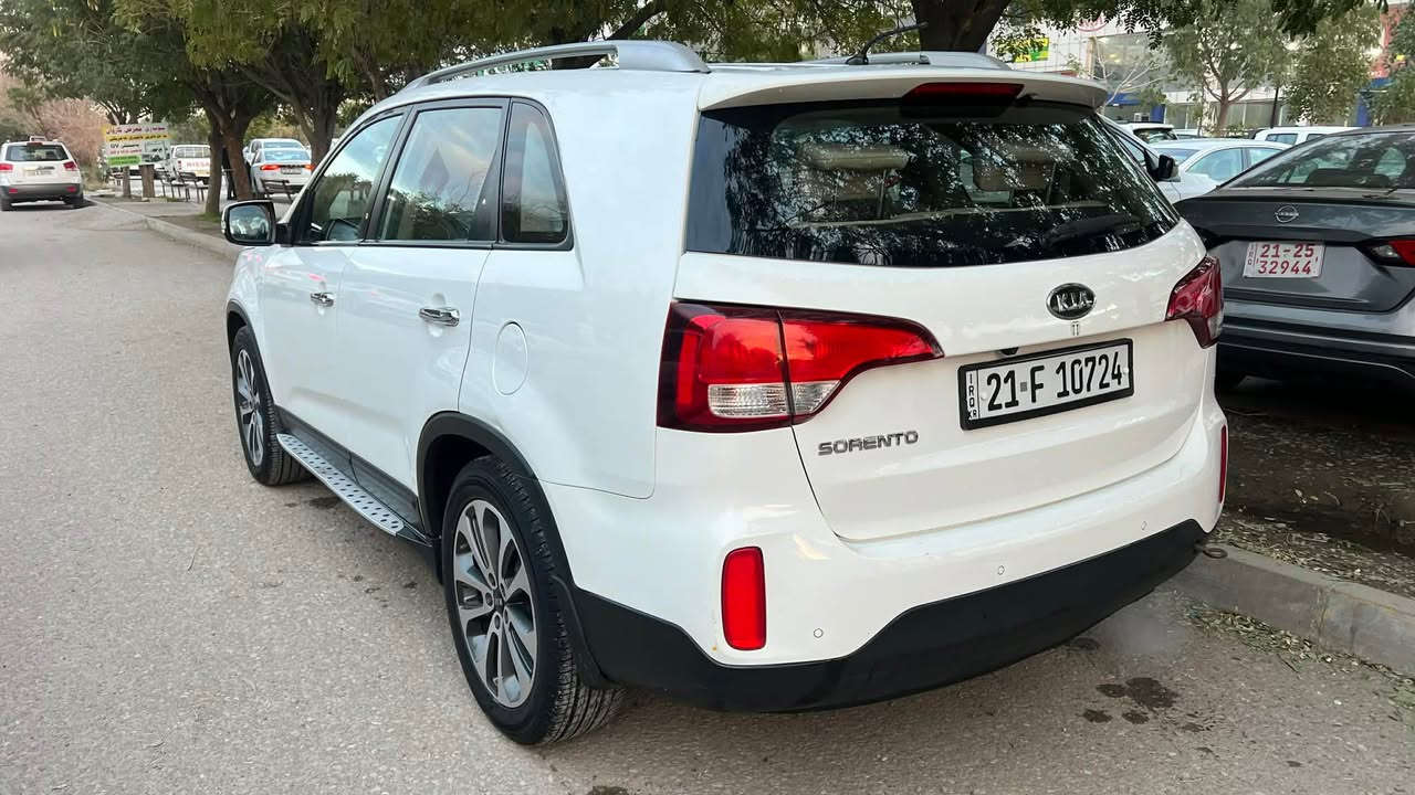 كيا سورنتو شكل 2014 مواصفات بصمة محرك 2400 اشاير بالمراية مرايات شفط تحكمات بالستيرن 7 راكب 3 مقعد تبريد حساسات امامي خلفي لد امامي ويل 19 تخم تايرات جديدة سنوية ورقم سليمانية جديد لحد 2029 وباسمي سيارة جاهزة برغي نقص مابي سيارة مكفولة ماعدا شبر صبغ بباب الخلفي فقط سعر 160$ مكاني قضاء كلار 
*********** كالار, السليمانية
