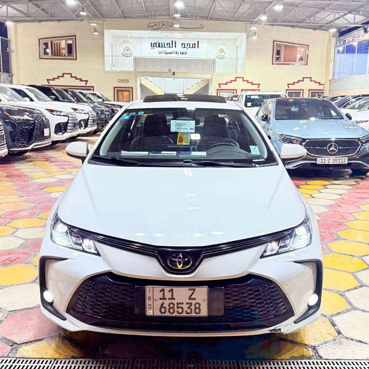 كورلا خليجي مكفوله من صبغ او بارد او تبديل 
موديل 25 
ماشي 13 الف 
كرسي كهرباء 
قطعتين تبريد 
فتحه 
جلد 
رقم بغداد بسمي 
معارض البياع تلفون *********** اني مكلف بلنشر
