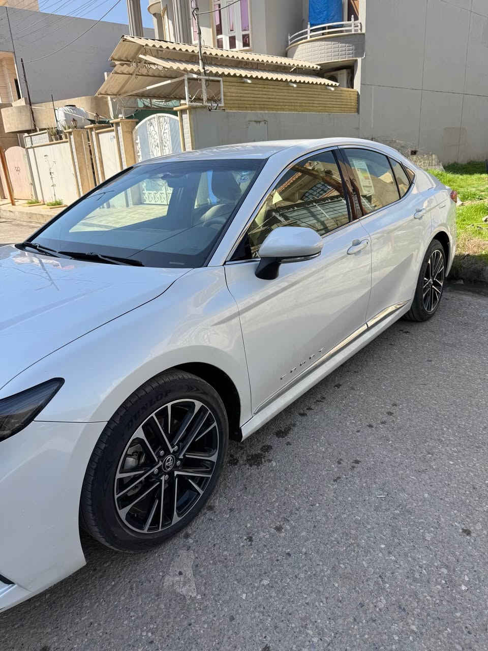 كامري ٢٠٢٥ le خليجية بصمة شحن لاسلكي حساسات ماشية ٢٢ الف كيلو متر بدون لا بارد ولا صبغ كفالة عامة جاهزه من كل النواحي كير ومحرك بشرط السعر ٢٦٠ وبيها مجال
مكانها  اربيل / موصل 
***********
*********** موصل, نينوى
