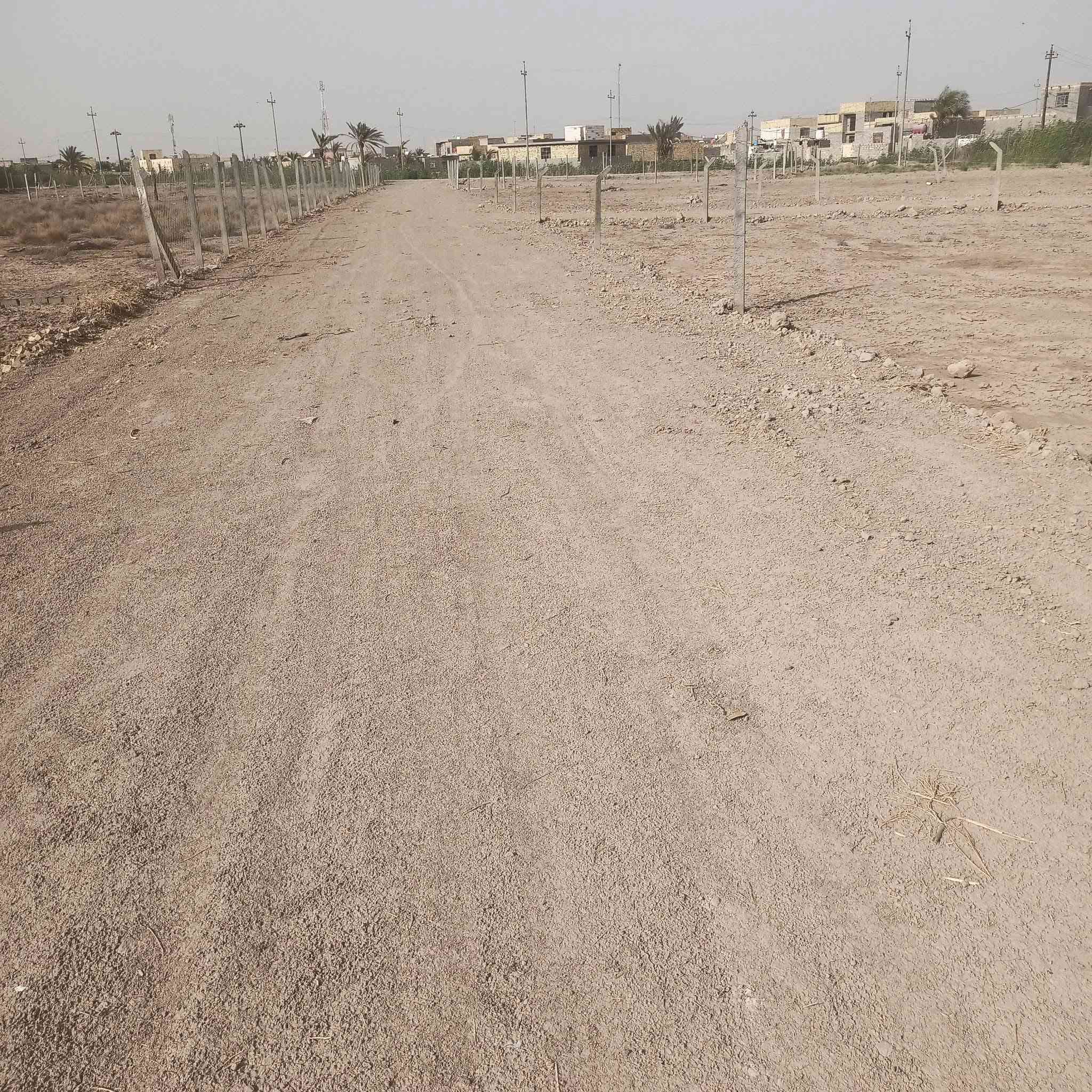 السلام عليكم قطعة أرض للبيع طابو زراعي طريقه المعاره على البزل المساحه ألف متر***********
