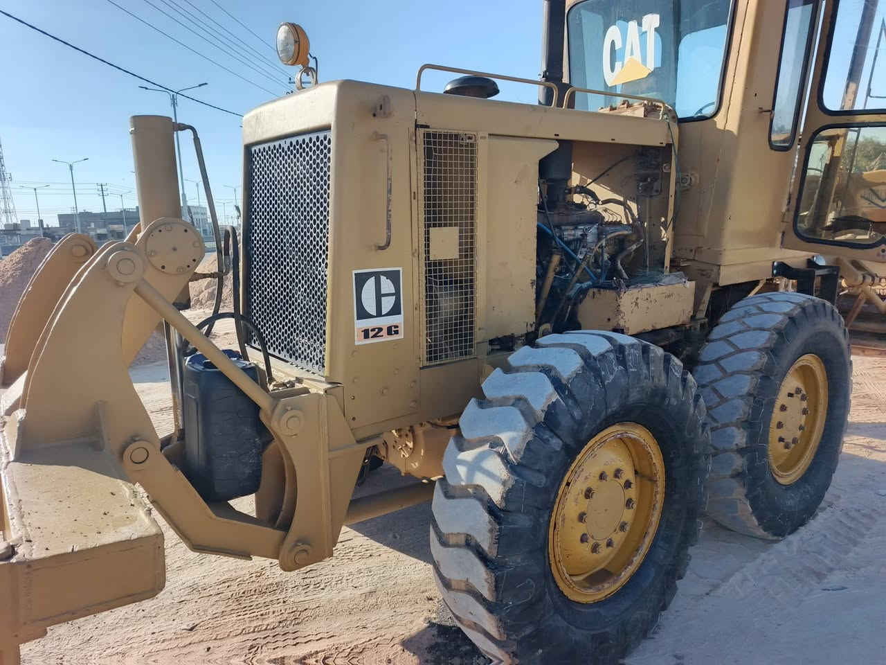 سلام عليكم كريدر للبيع موديل 79 روتر تحية منفيس داخلة ب 2022 بشهر الخامس تسجل محرك بخاخ البم الجبير الشراي فقط يتصل ‏‪***********‬‏
