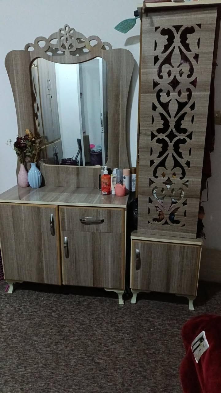 تخم نوم كامل للبيع
٦قطع
طول معرض٣متر
عنوان كركوك


**إذا كنت صاحب هذا الإعلان وتريد حذفه لأي سبب، رجاءا أرسل رسالة إلى الدعم الفني**