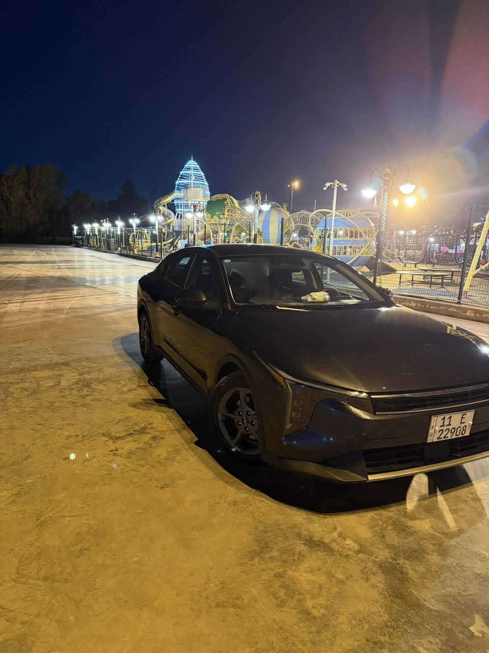 السلام عليكم
كي 4 موديل 2025 للبيع أو مراوس حسب القناعة 
سيارة ماشية 6 آلاف على وضع الشركة حادثها قطعتين  تبديل ولباب بي شبر صبغ مال سايق بدون دواخل ابد  
  ايرباك دركة فقط 
مكان السيارة شهداء البياع لو حي حطين 
رقم الهاتف ***********
سعرها 167 وبيها مجال للشراي
