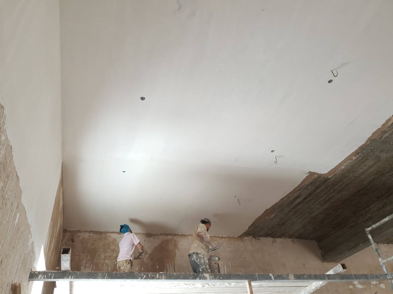 السلام عليكم كادر جص وبورك شغل درجة اولى استلام مهندس شغل داخل االرمادي فقط وهذا رقمي ***********
