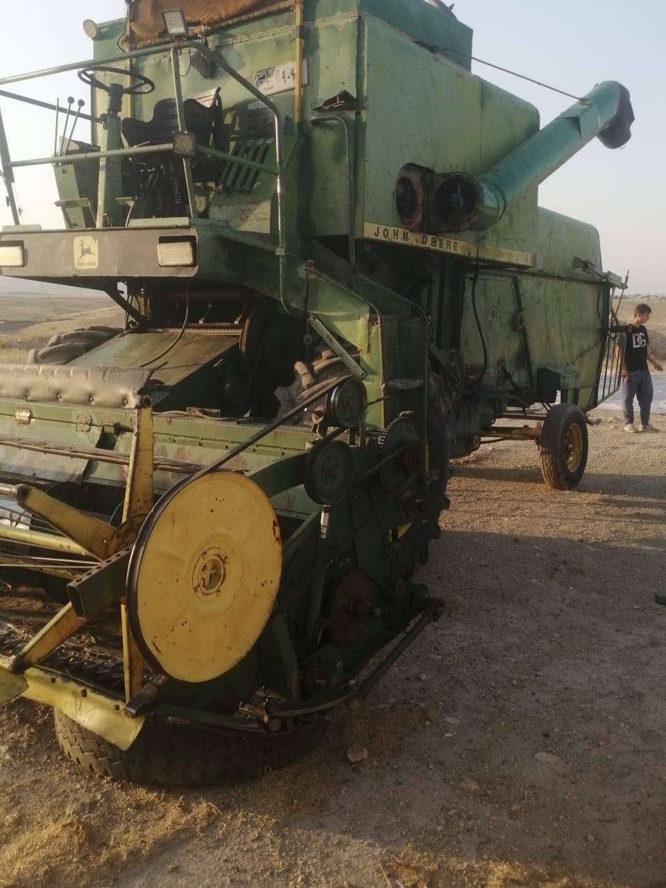 سلام عليكم حاصده جوندير للبيع موديل 81 معمل نص عمر محرك شرط لا نفخ ولا صرف استندر تواير نص عمر كير شرط وضع شركة سعر 12 مليون او بي مجال عنوان محافظة نينوى ناحية وانه هذا صاحب الحاصده ***********
