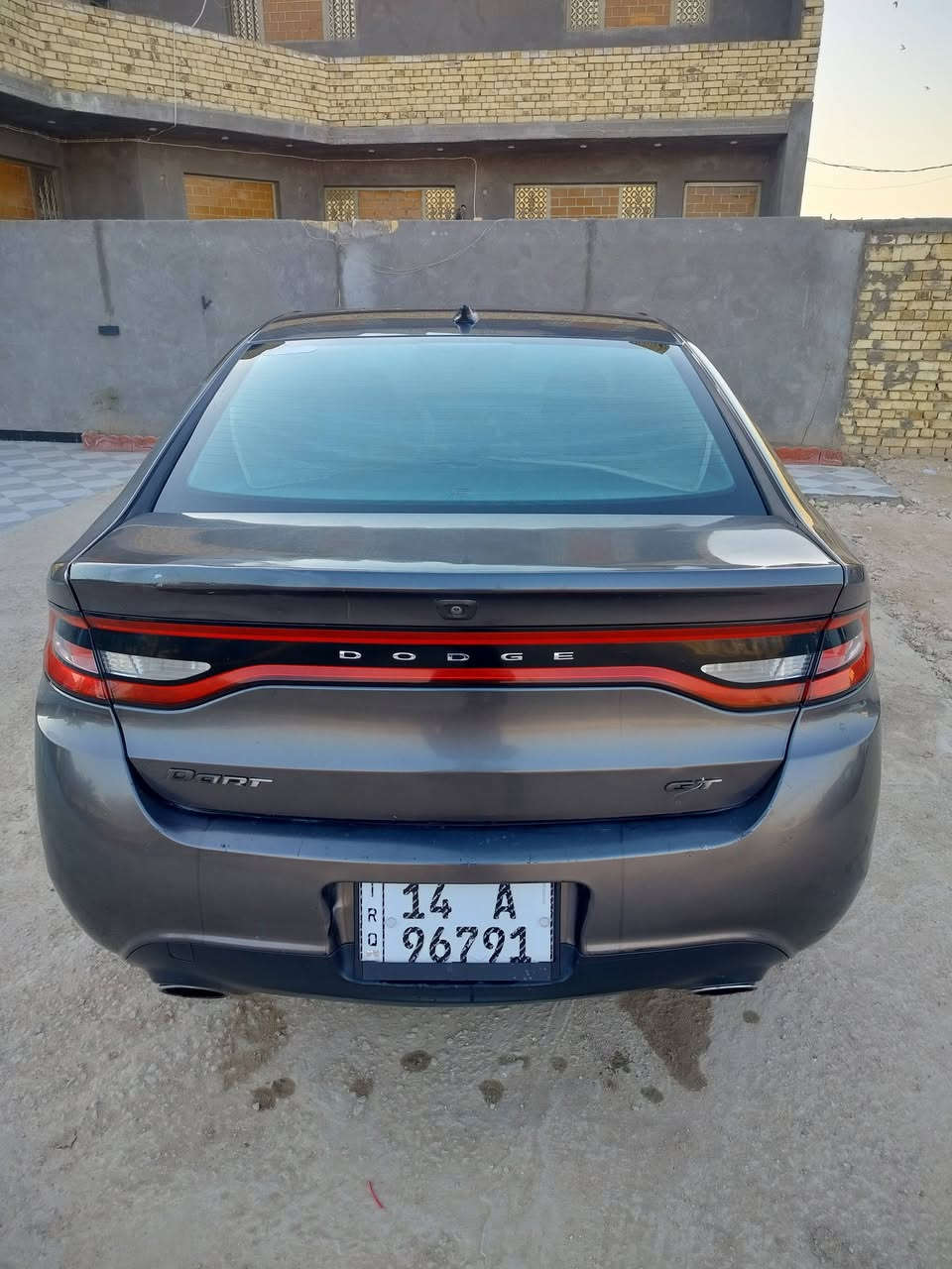 دارت موديل 15رقم بصره مشروع وطني سنويه وهزه جديده ضربة خفيفه جاملغ خلفي وبيها تبديل  باب خلفي  مكينه 2400مرغوب ويل كب وتخم تاير السعر 75 مكان ناصريه مركز ***********
