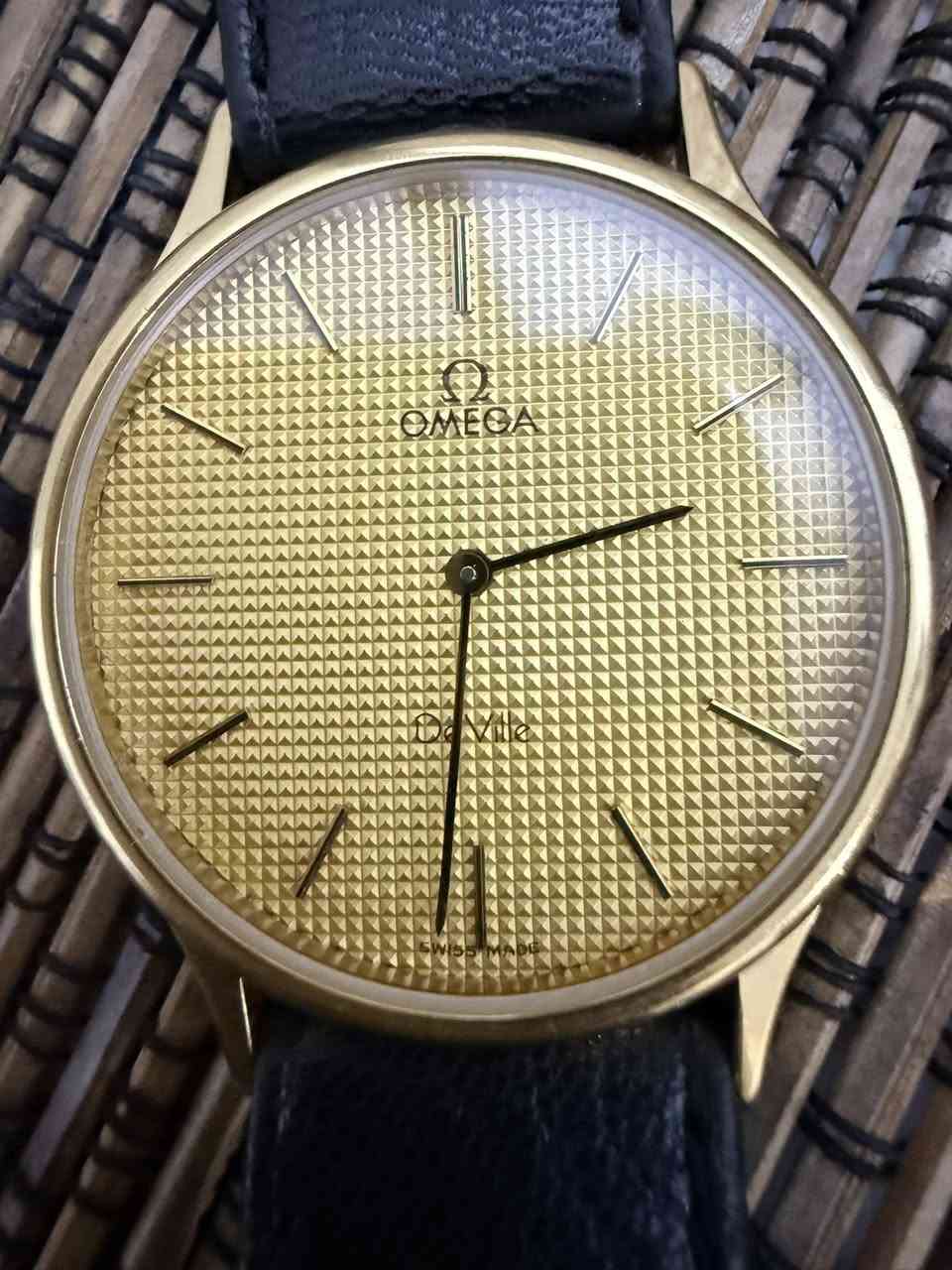 اوميگا سير وبكل اصلي قطر 32 
ماطور بحالة ممتازة مخزن كالجديد


**إذا كنت صاحب هذا الإعلان وتريد حذفه لأي سبب، رجاءا أرسل رسالة إلى الدعم الفني**