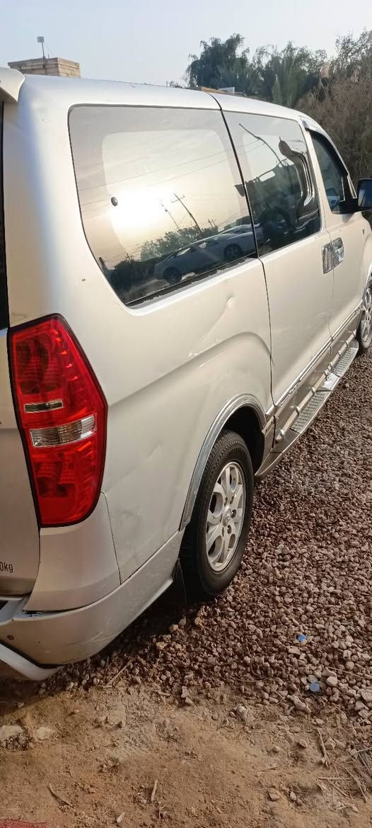 سلام عليكم 
بسم الله الرحمن الرحيم 
ستاركس 2008 مسكر مكينه جديده حداديه جديده جاهزه ونضيفه رقم بصره دولي بيها تبديل ورشات صبغ السعر 120 وبيها مجال رقم ***********
