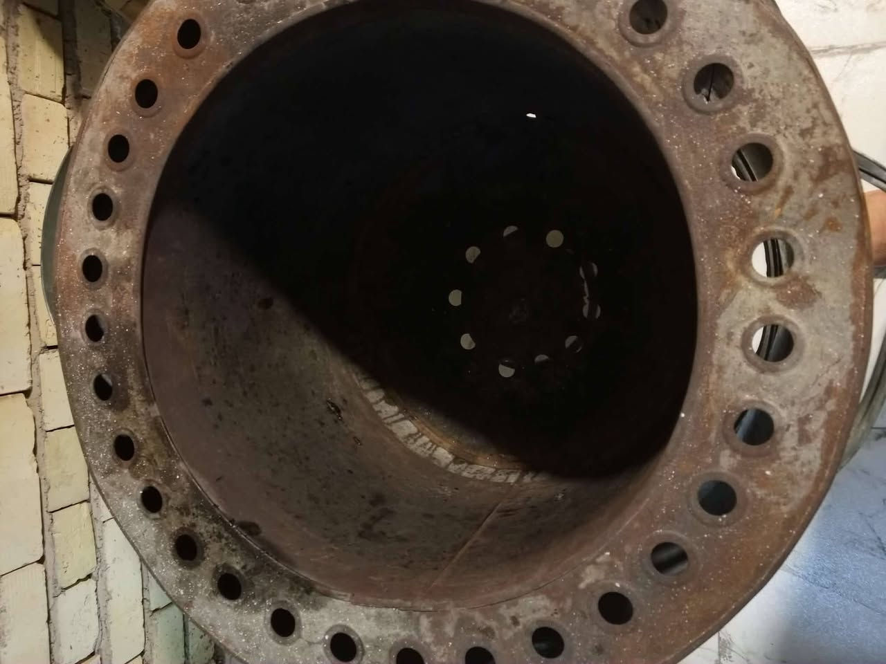 البيع بلازمه حجم 32نت فول
تنور نضيف وكامل شغال ***********
