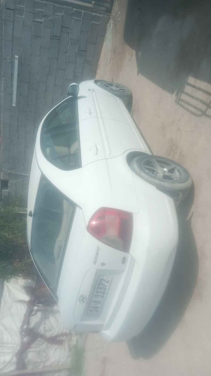 سياره اكسنت 2011 مكفوله من الضربه والصبر للاستفسار *********** البصرة, العراق
