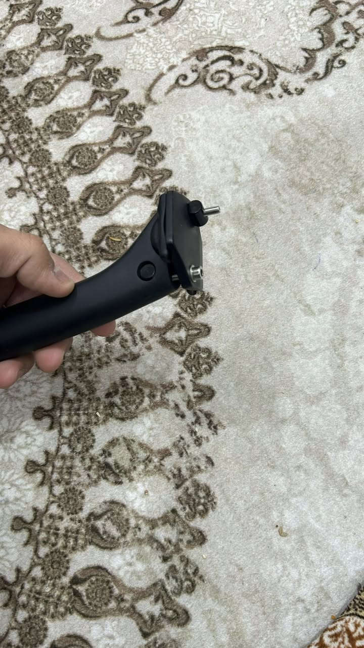 سيت كامل سرج طبي قديفة مع بوري سرج كاربون جبلي وزن خفيف قياس 30.9 سعر السيت 50 الف وبلعافية
للتواصل ***********
