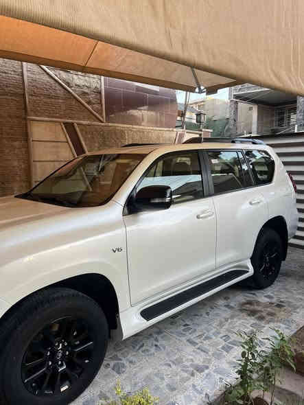 السلام عليكم برادوtxs بلاك ادشن
موديل ٢٣ اخر وجبة صيانة مجانية بشركة لحد ٤٠ الف 
ماشية ٢٦٠٠٠ على ايدي جديدة 
فول مواصفات مكفولة 
كراسي جلد بلاد وكهرباء
شاشة كاربلي اصلي 
حساس خلفي 
جام اوتو 
شاحن وايرلس
لايت لد عالي ناصي
مري شفط
حساس اطارات
مثبت سرعة
فتحة سقف
نظام ايكو
تبريد ٣ قطع
٧ راكب 
المكان بغداد الجديدة 
السعر ٤٩٥ ورقة للبيع فقط 
ممتواجد فيس ***********
