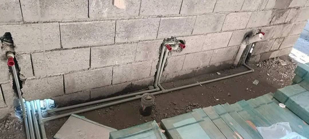 تم بحمدلله اكمال بيت ١٥٠ متر في طريق بغداد تأسيس 
ماء ومجاري 
وتشطيف منزل
للاتصال ***********
