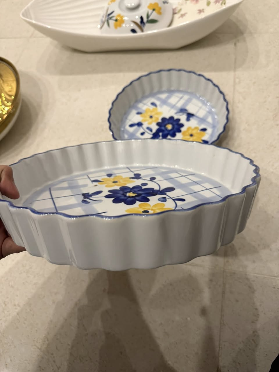 السلام عليكم فرفوري كله نضيف اخو الجديد شراي الي يريدهن يدخل خاص ويدلل مكاني بغداد  التاجيات لاستفسار على رقم *********** او ماسنجر
