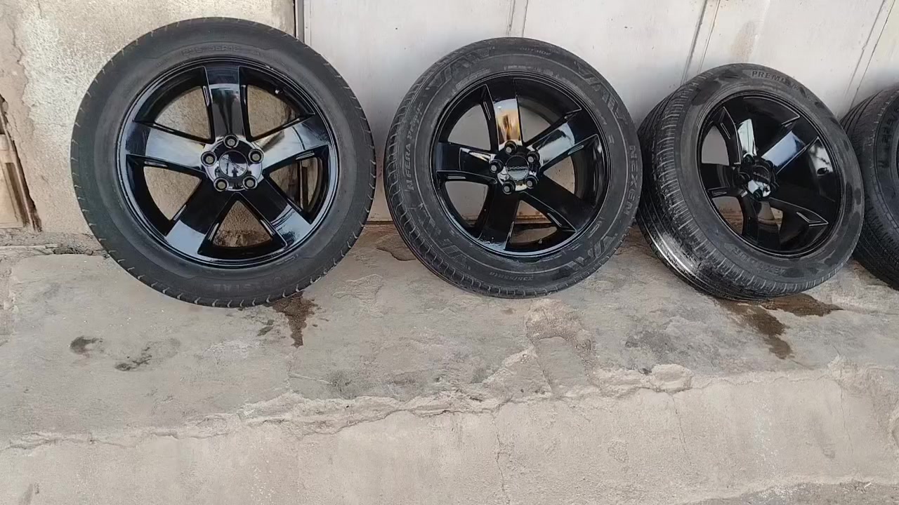 سلام عليكم خوان تخم ويل مال جانجر حجم لويل 18جديد صبغه حراريه وزلغ ما بي تايرات نص عمر لي شرايه يجيني خاص وبخدمته لستفسار ***********
