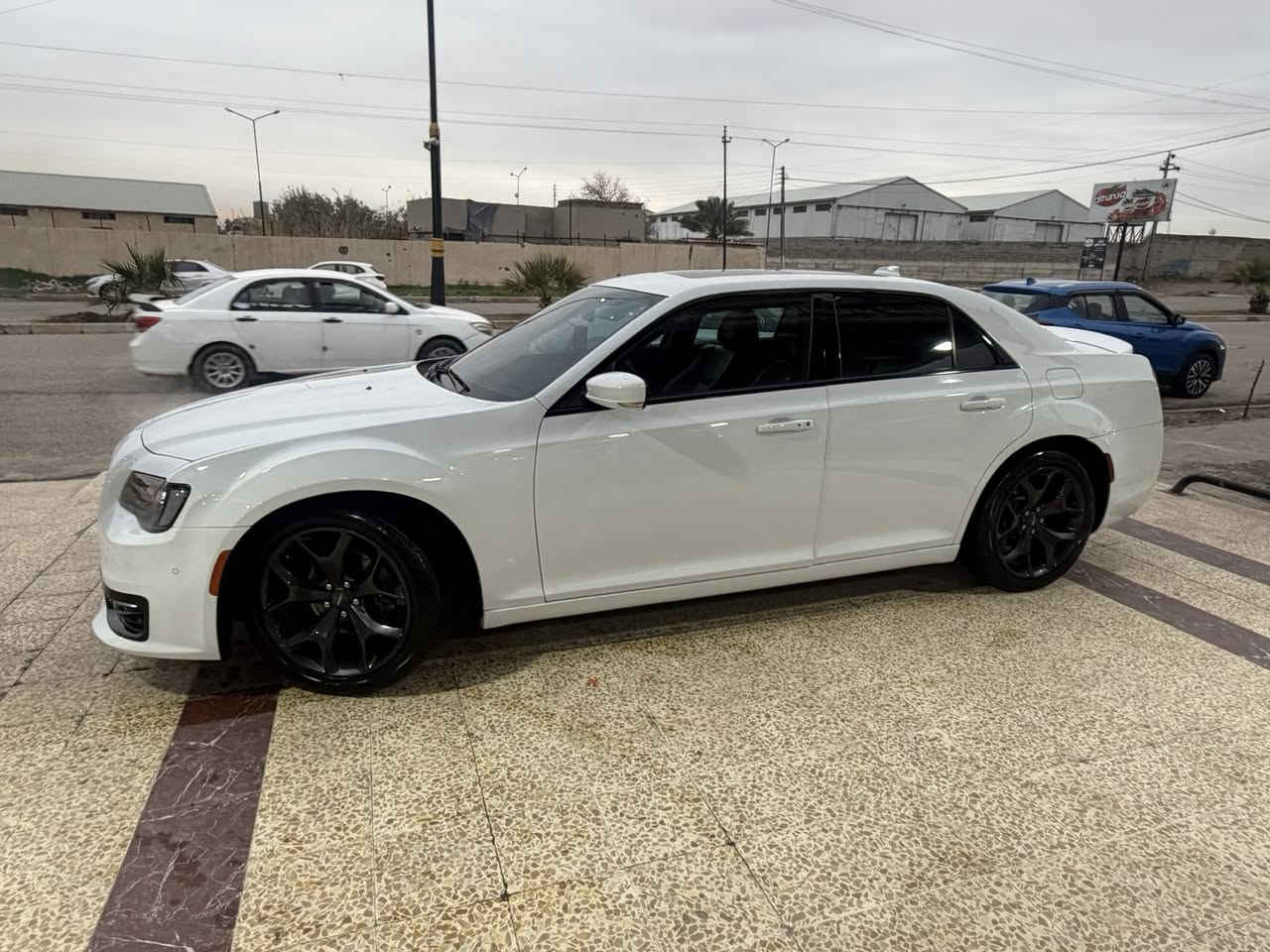 موديل ٢١
S
رقم دهوك هزه فحص جديد
بجم عريض 
رادار حساس امامي وخلفي 
شفتات ستيرن
كفاله من الصبغ والضربه
مكانها موصل
***********
***********
السعر خاص
