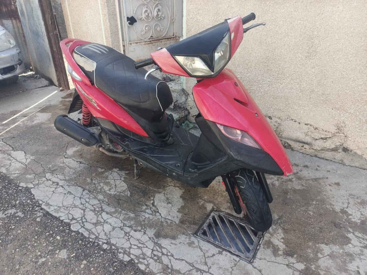 سلام عليكم دراجة ماكس ثعلب للبيع
الدراجة كاملة مكملة مابيها اي نقص والدراجة مبدل بيهة بس كور والدراجة خير من الله السعر 500الف وبيها مجال حك الجية للأستفسار رقم *********** العنوان بغداد الكريعات شارع فراس ابو السراميك
