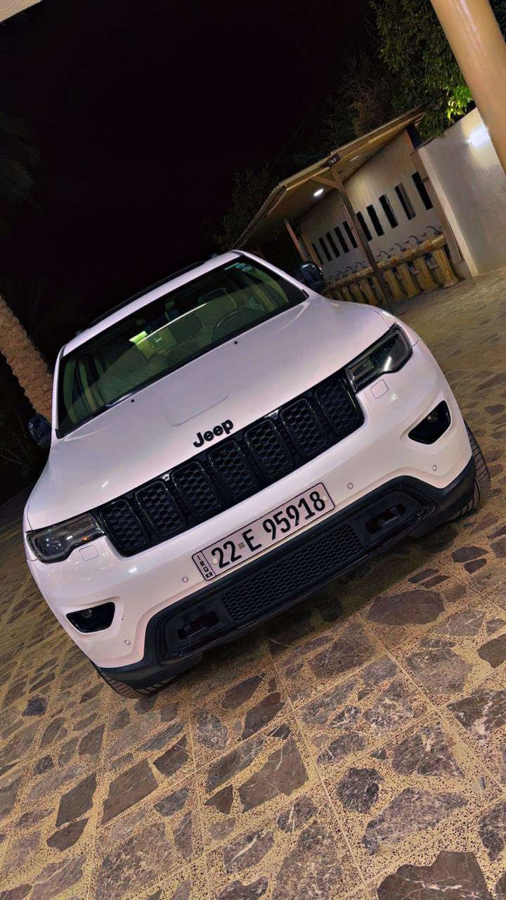 سلام عليكم
للبيع جيب خليجي 2019
ماشيه 38 الف كيلو متر
مواصفاته 
حساسات امامية و خليفة 
رادار امامي 
فتحه سقف 
و بعد بيه هواي مواصفات ما مذكوره 
السياره بيه ضربه خفيفة و مبينه بالفحص موجود مع الصور
سعره 28 الف دولار يعني 280 ورقه و بيه مجال 
مكان السياره بغداد الكاظمية 
***********
