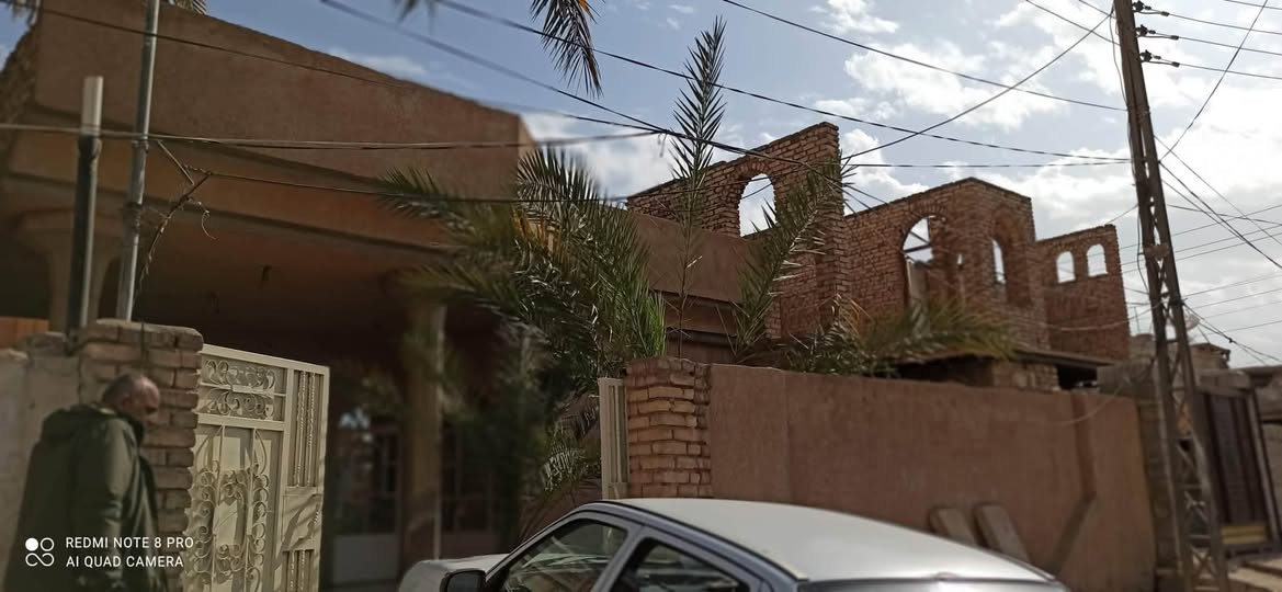 سلام عليكم
بيت الايجار مساحة 200متر
 
موقعة البيت 
كاطوان - اليرموك  (شارع المدارس )

الاستفسار على هذا رقم ***********
