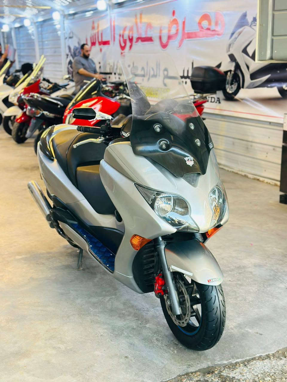 دراجه ربه جديده ما عوزها شي عادي وتماتيك تشتغل حساسات فول  بعد ربه هاذ رقمي وبيك خير وتدلل *********** عمارة, ميسان
