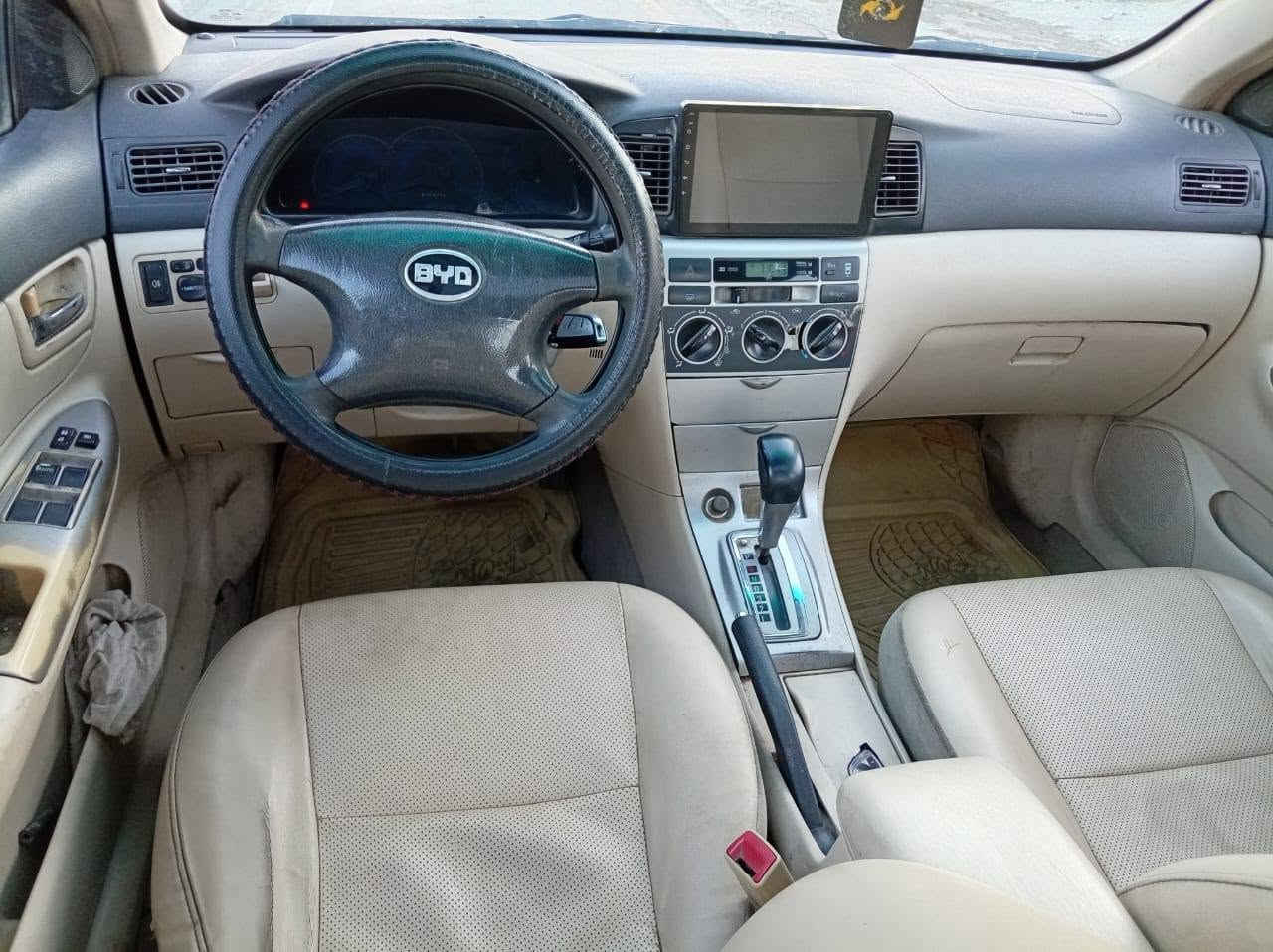 سلام عليكم بي وايديي اف أثري اوتومتيك 14 سياره بيها خيط تبخير لا تبديل ولا صبغ فقط صبغ قليل بل كصه تخم تاير صدر امامي خلفي السعر50اوبيها مجال بصيط العنوان بغداد الشعله ***********
